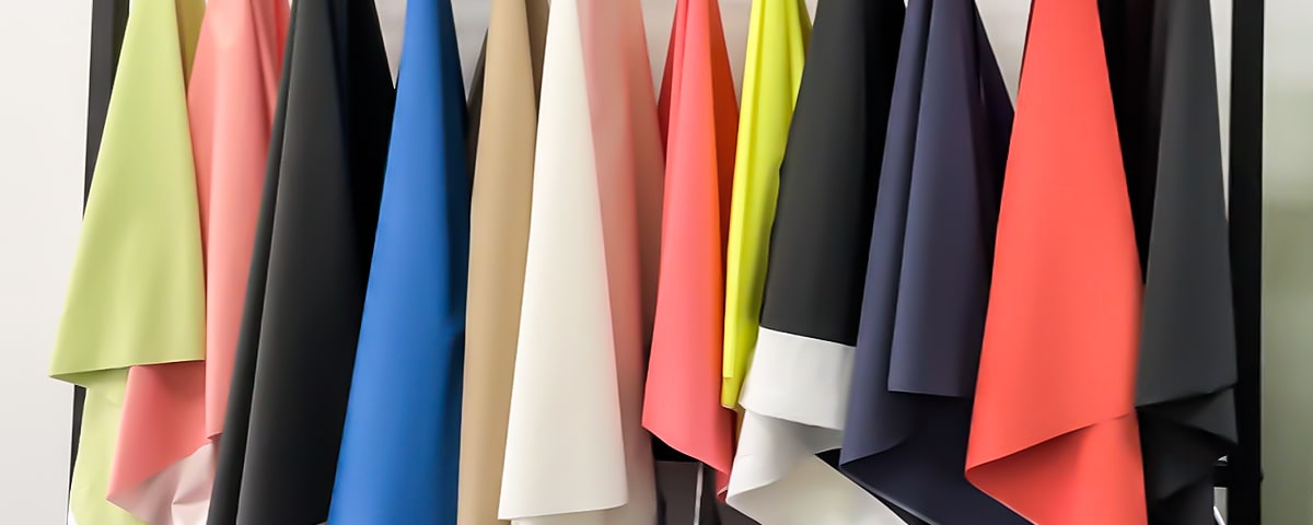 轻柔彩色反光面料